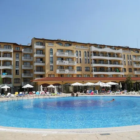 Royal Sun Daire *